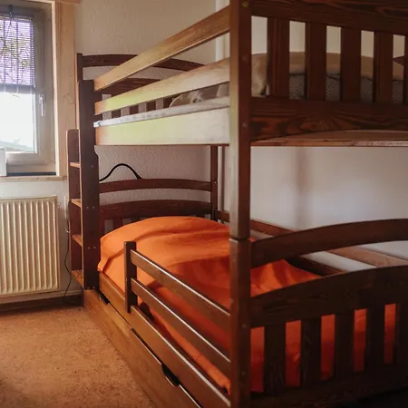 Und Gastwirtschaft Mareile Am Rennsteig Gasthuis 3*